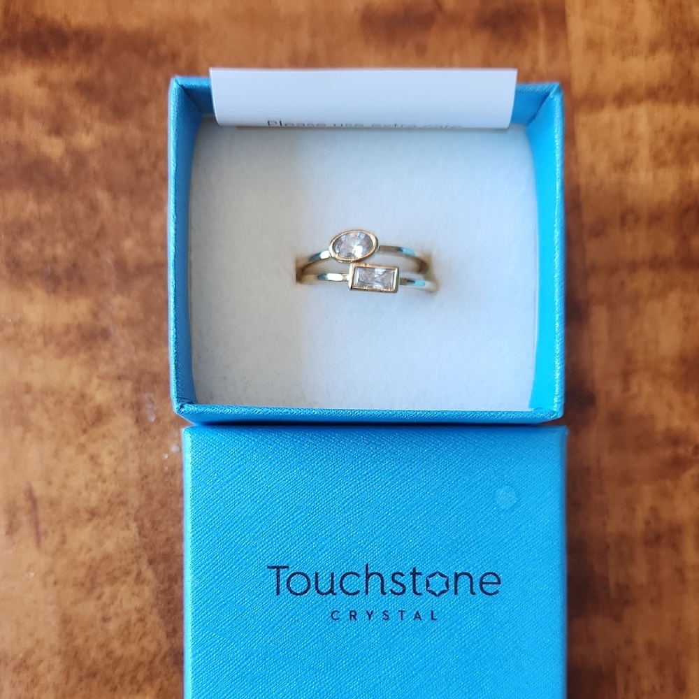 Touchstone Crystal Tag Line & Tag Out Gold Rings - Size 8